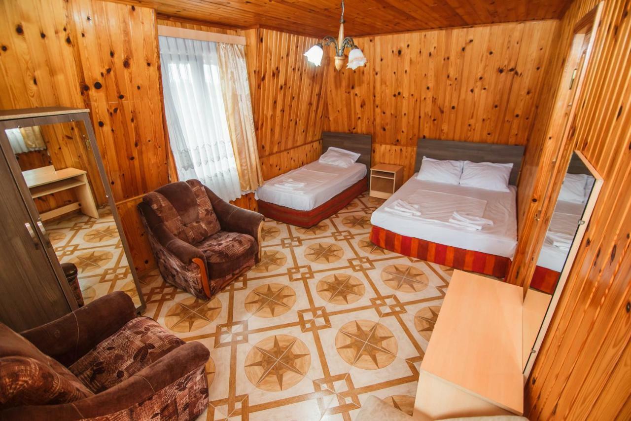 Guest House Nia Гонио Екстериор снимка